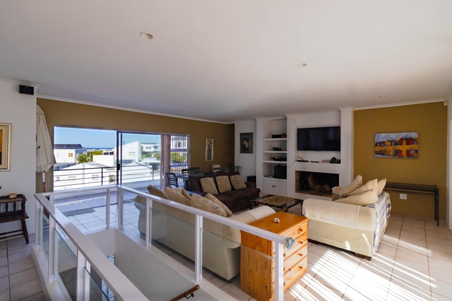 5 Bedroom Property for Sale in Vermont Western Cape
